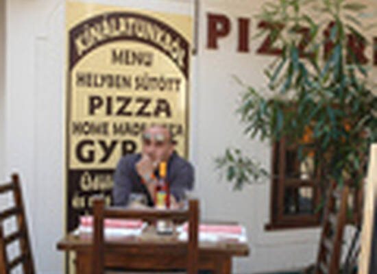 Óvár Pizzéria Söröző-Borozó